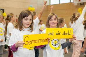 csm_Zusammen-stark-klein-__c_klasse2000-Foto_Elaine_Schmidt_0dc5c9b487